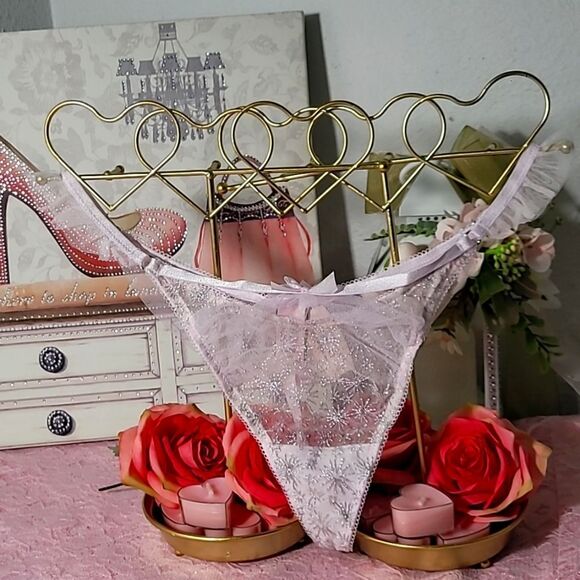 Beautiful (VICTORIA'S SECRET) Lace LavanderShiller Thong Panty NWT 1893 - Picture 1 of 6